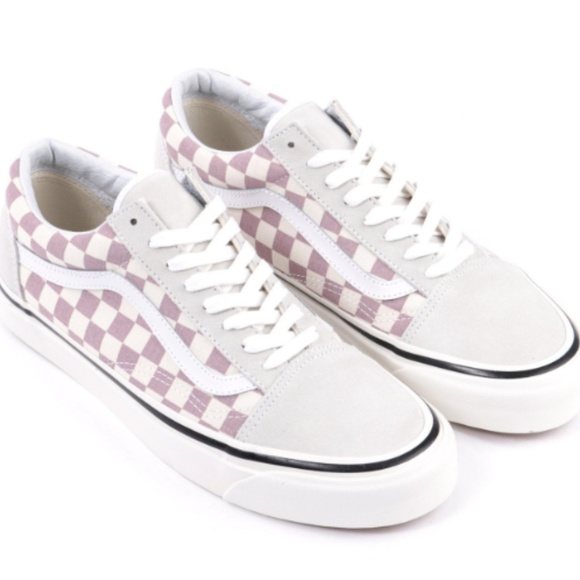 mauve checkered vans